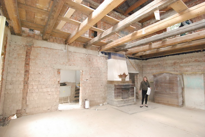 Prostor společenské místnosti během rekonstrukce